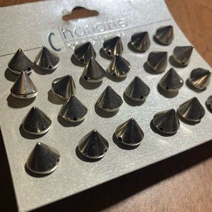 Set of 24 studded earrings